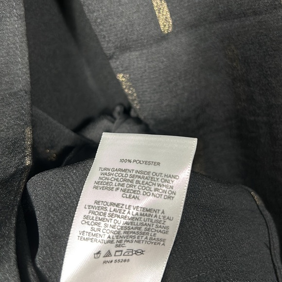 Express Black Satin Gold Shimmer Print Sleeveless Back Tie Top Blouse size XS - Picture 12 of 16